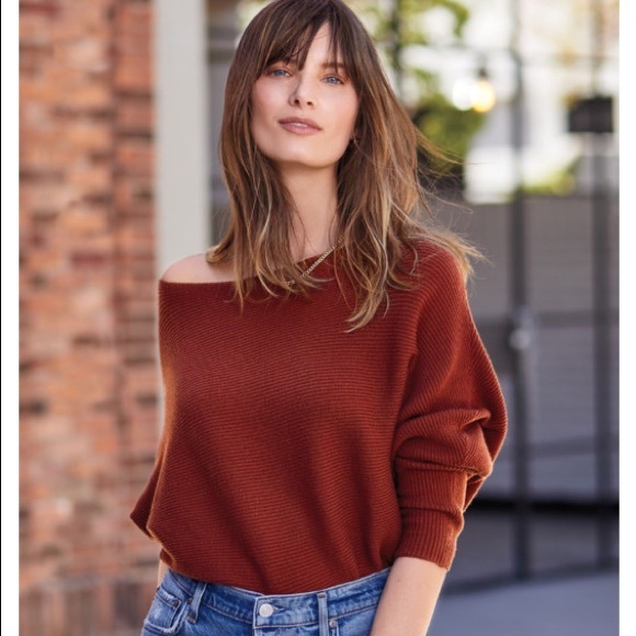 Evereve Rust Off-the-Shoulder Sweater - Picture 1 of 4